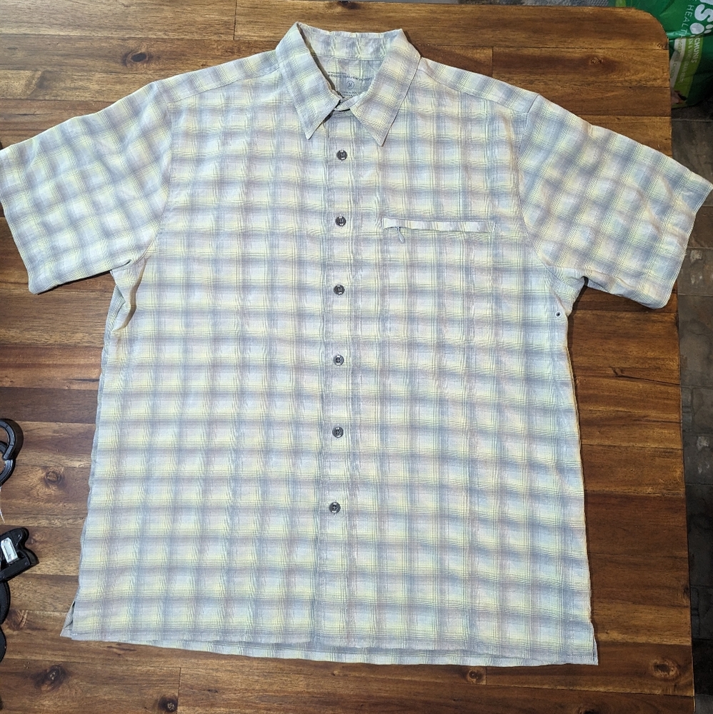 Eddie Bauer Sport short-sleeved button-up casual shirt, Men's medium